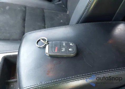 2019 Jeep Grand Cherokee Altitude 4X2 from USA, damaged, VIN 1C4RJEAG0KC792326